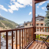 Отель Esquirol Apartments, фото 8