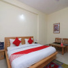 Отель OYO 23570 Hotel New Tashila, фото 3