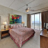 Отель New Listing! Beachfront Penthouse W/ Pools & Gym 3 Bedroom Condo, фото 4