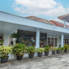 Отель OYO Life 92803 Penginapan Purnama, фото 1