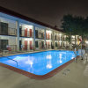 Отель Red Roof Inn PLUS+ Dallas – Addison, фото 22