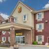 Отель Super 8 by Wyndham Windsor NS в Виндзоре