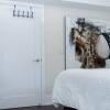 Отель N2N Suites - Heart of the City - Downtown Suite offered by Short Term, фото 4