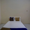 Отель SPOT ON 92902 Sunyoto Homestay Syariah, фото 6