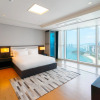 Отель Ocean Royal Suite  (Beach View with 3 Bedrooms), фото 8
