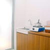 Отель 2BR Minimalist Bassura City Apartment By Travelio, фото 9