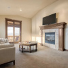 Отель High Meadow by Avantstay Alpine Views w/ Indoor Pool, Hot Tub & Open Floor Plan, фото 35