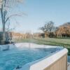 Отель Hayward House Hot Tub Large Garden, фото 41