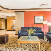 Отель Comfort Inn & Suites, фото 2