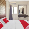 Отель Ars Ira Property The Suites Metro by OYO Rooms, фото 12