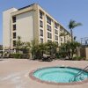 Отель Comfort Inn Anaheim Resort, фото 18