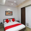 Отель OYO 30421 Indelible Dilli, фото 15