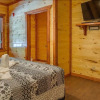 Отель Sherwood Splash Lodge 11 Bedroom Home with Indoor Pool, фото 1