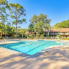 Отель Vintage Hilton Head Island Condo ~ 1 Mi to Beach!, фото 23