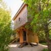 Отель Cabane Perchée в Вер