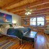 Отель Sugar Camp Hideaway - 4 Br Cabin, фото 3