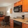 Отель Candlewood Suites Perrysburg, an IHG Hotel, фото 16