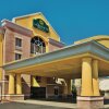 Отель La Quinta Inn & Suites by Wyndham Hot Springs, фото 23