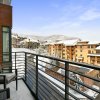 Отель Mountain-modern 2 Br Ski In/ski Out 2 Bedroom Condo by RedAwning в Парк-Сити