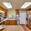 Отель Sunny Daze - 3 Br Home, фото 11