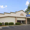 Отель Days Inn by Wyndham Fayetteville-South/I-95 Exit 49, фото 1