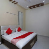 Отель Oyo 15749 Bal Bihari Dham, фото 5