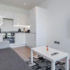 Отель Lovely 1 Bedroom City Apartment , 5 mins Walk to the Station - 18mins to Central London, Free WiFi, фото 22