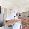 Отель Isola View Renovated Apartment, фото 9