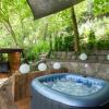 Отель Wagner Stays- Secret Chalet Private Wellness Resort in The Nature with Whirlpool & Sauna, фото 5