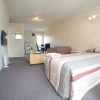 Отель Takanini Park Motor Lodge, фото 3
