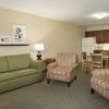 Отель Country Inn & Suites by Radisson, Grinnell, IA, фото 4