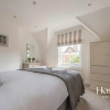 Отель Stunning Character House In The Centre of Henley, фото 3