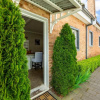 Отель YSG The Edward Townhouse 155 - Steps To Town, фото 12