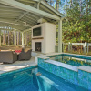Отель Lavish W/ Private Pool & Spa, Walk To Beach 4 Bedroom Home, фото 16