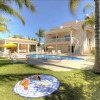 Отель Villa 5 Bedrooms With Pool 107747, фото 1