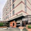 Отель Mercure Cergy Pontoise Centre в Серги