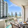 Отель Kirra Beach Apartments, фото 41