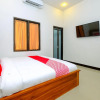 Отель OYO 2284 Grand Villa Meninting, фото 5