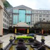 Отель Bama Wuzhou Resort Hotel, фото 1