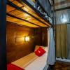 Отель OYO 821 Connector Hostel, фото 21