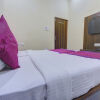 Отель OYO 7627 Royal Plaza, фото 6