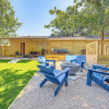Отель Modern San Antonio Home w/ Patio, Grill, Fire Pit!, фото 17