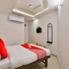 Отель Shreenath by OYO Rooms, фото 5