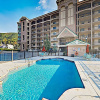 Отель New Listing! Smoky Mountain Near Downtown 2 Bedroom Condo, фото 13