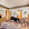 Отель 3br  Chateaux Dumont ~kids Ski Free! Walk To Lift 3 Bedroom Condo by RedAwning, фото 5