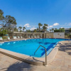 Отель Westbay Point Moorings 214 2 Bedroom Condo by RedAwning, фото 14