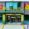 Отель Motel 168 (Yingkou Bayuquan Century Square) в Инкоу