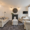 Отель Royal Mile 5 BR Apartment nr Castle, фото 6