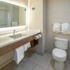 Отель Holiday Inn Express Hotel & Suites Roseville-Galleria Area, an IHG Hotel, фото 10