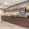 Отель La Quinta Inn & Suites by Wyndham Hartford - Bradley Airport, фото 10